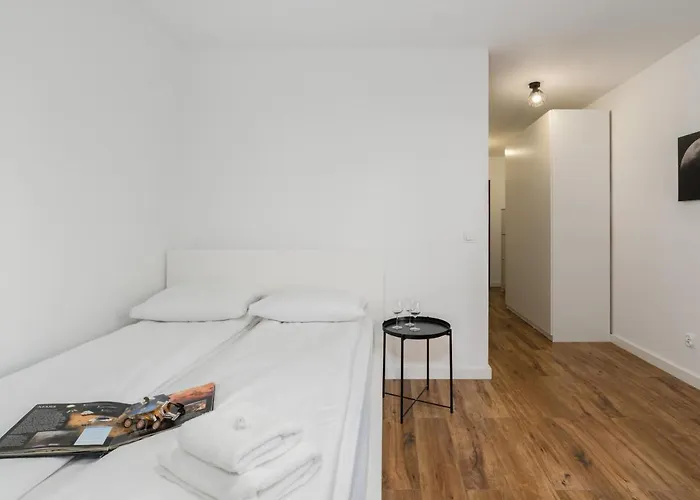 Old Market By Renters Apartment Poznan