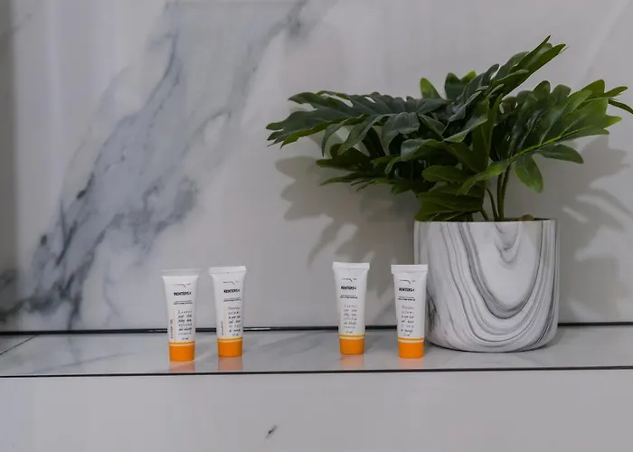 Old Market By Renters Apartment